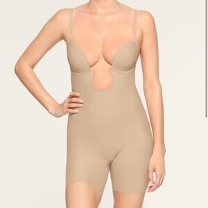 SKIMS Tan Shapewear Bodysuit with Sweetheart Neckline